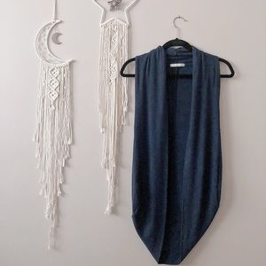 CHARLOTTE RUSSE CARDIGAN VEST